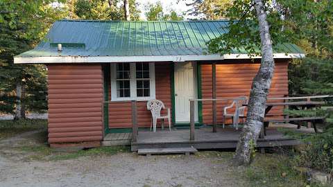 Armstrong Hillcrest Cabins